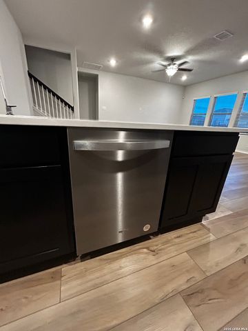 14522 Flatiron Cliff, San Antonio, TX 78253