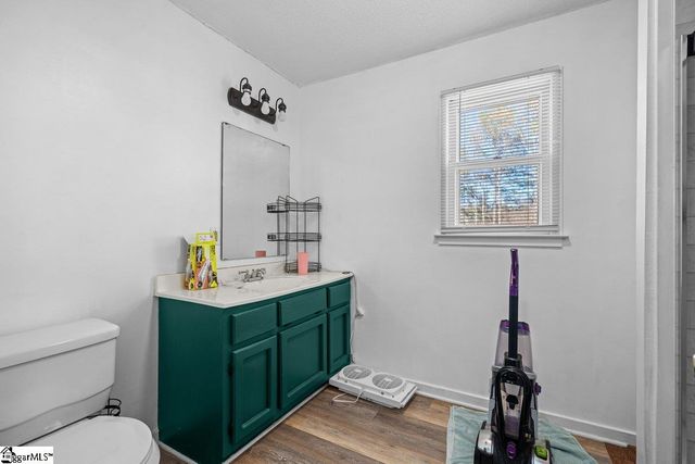 100 Oak Springs Court, Easley, SC 29640
