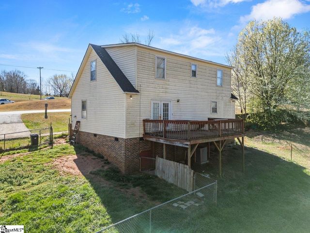 100 Oak Springs Court, Easley, SC 29640