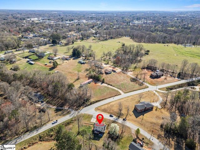 100 Oak Springs Court, Easley, SC 29640