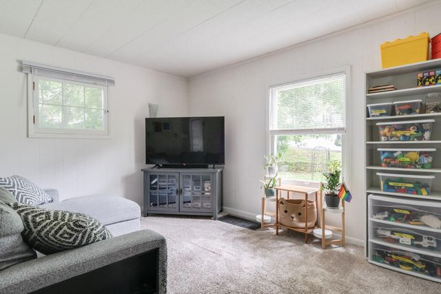 128 S Berkley Street, Kalamazoo, MI 49006