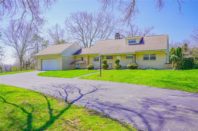 2913 N Mercer St, Neshannock Twp, PA 16105