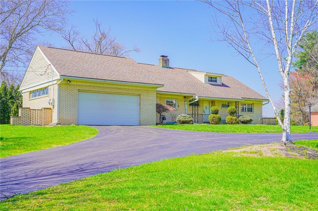 2913 N Mercer St, Neshannock Twp, PA 16105