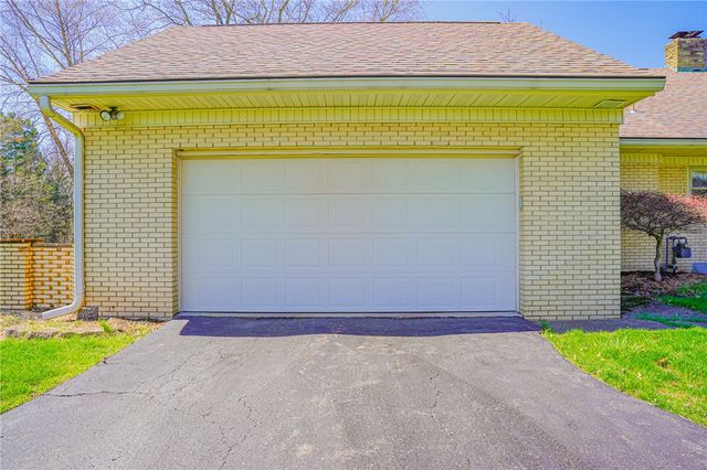 2913 N Mercer St, Neshannock Twp, PA 16105