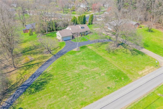 2913 N Mercer St, Neshannock Twp, PA 16105