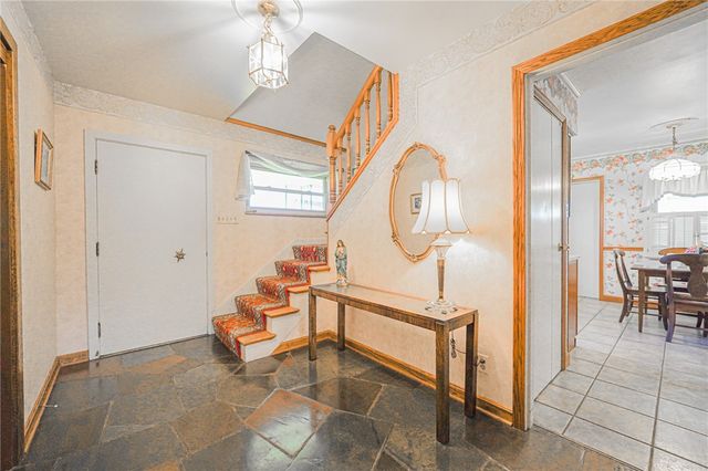 2913 N Mercer St, Neshannock Twp, PA 16105