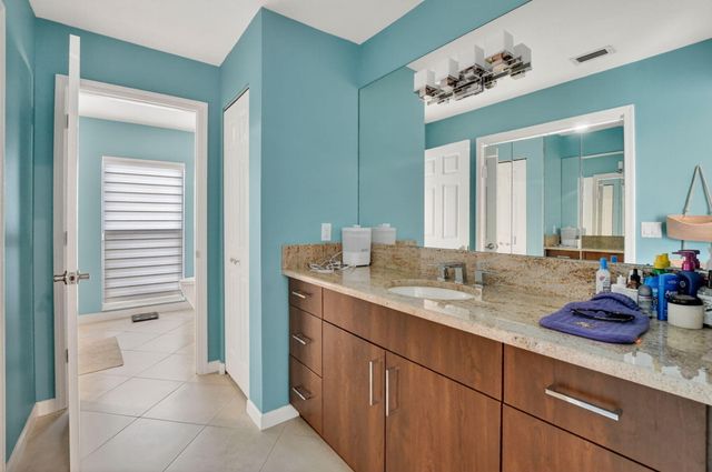 10065 Camelback Lane, Boca Raton, FL 33498