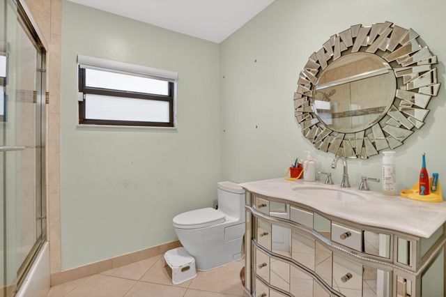 10065 Camelback Lane, Boca Raton, FL 33498
