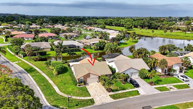 10065 Camelback Lane, Boca Raton, FL 33498