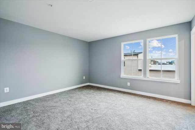2824 LEWIS AVE, Suitland, MD 20746