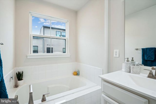 2824 LEWIS AVE, Suitland, MD 20746