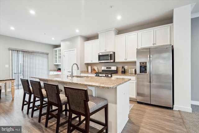 2824 LEWIS AVE, Suitland, MD 20746