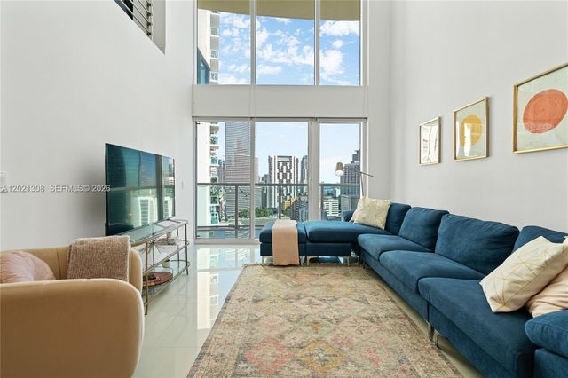 41 SE 5th St 1609, Miami, FL 33131