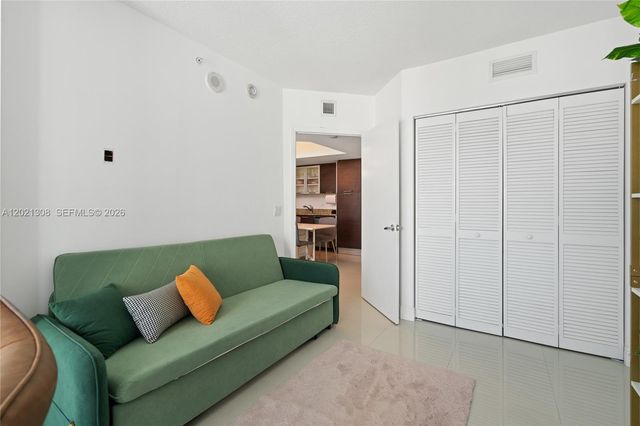 41 SE 5th St 1609, Miami, FL 33131