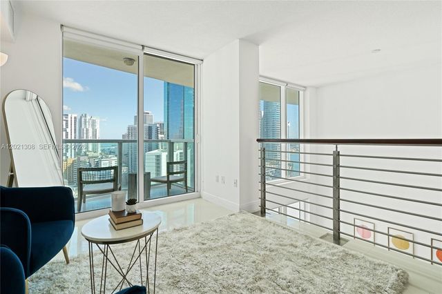 41 SE 5th St 1609, Miami, FL 33131