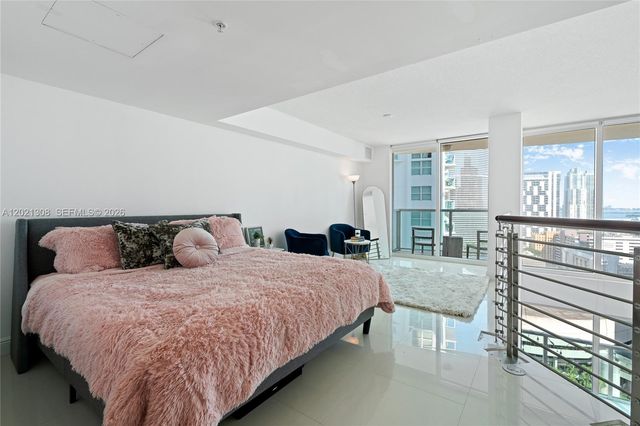 41 SE 5th St 1609, Miami, FL 33131