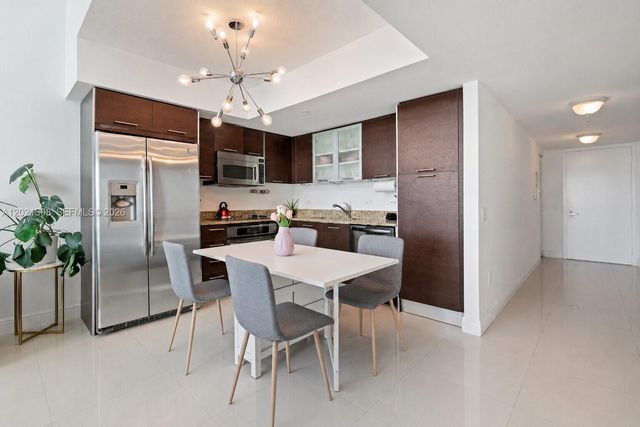 41 SE 5th St 1609, Miami, FL 33131