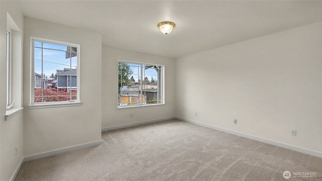 9029 17th Avenue SW, Seattle, WA 98106
