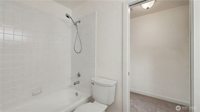 9029 17th Avenue SW, Seattle, WA 98106