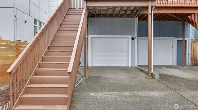 9029 17th Avenue SW, Seattle, WA 98106