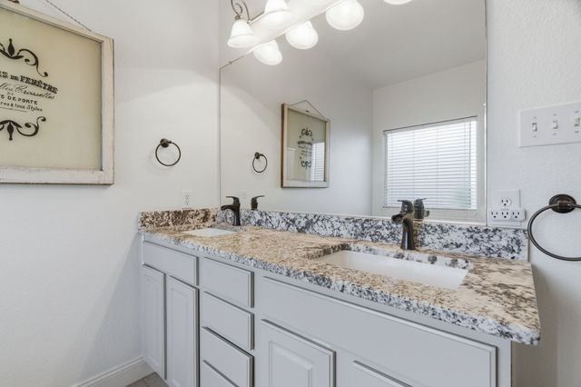 10056 Bull Run, Fort Worth, TX 76177