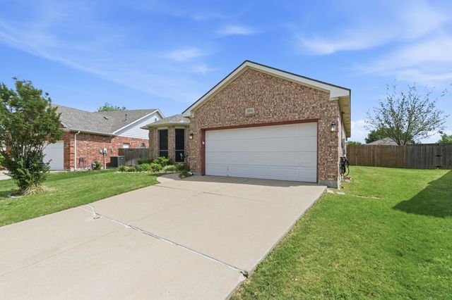10056 Bull Run, Fort Worth, TX 76177