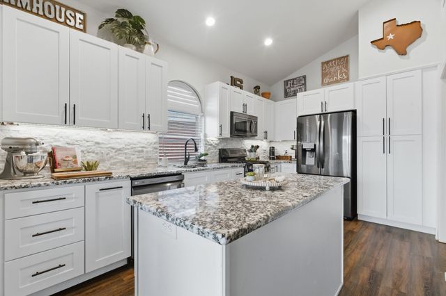 10056 Bull Run, Fort Worth, TX 76177