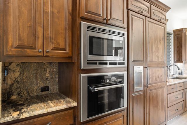 14502 Lund Carlson RD, Coupland, TX 78615