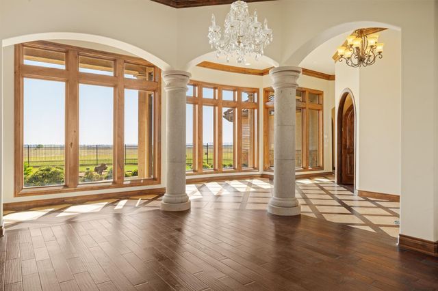 14502 Lund Carlson RD, Coupland, TX 78615