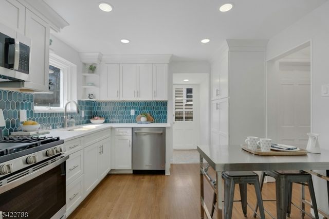50 Cypress Street, Millburn Twp., NJ 07041