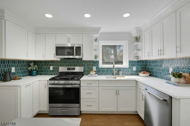50 Cypress Street, Millburn Twp., NJ 07041