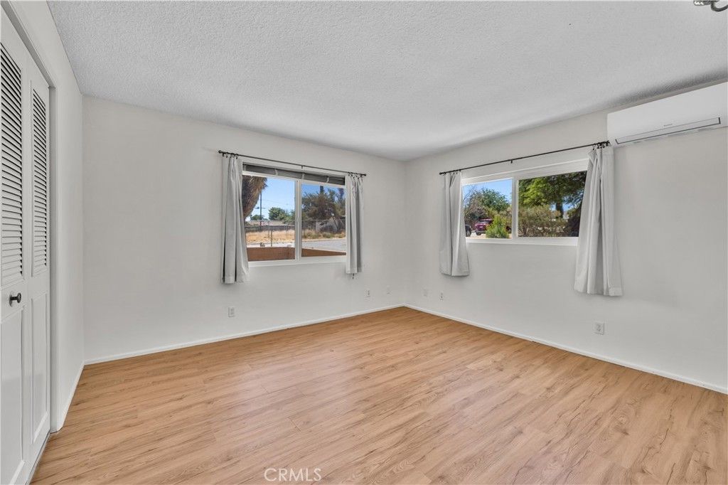 Image 14 of property listing at 7446 Borrego Trail, Yucca Valley, CA 92284