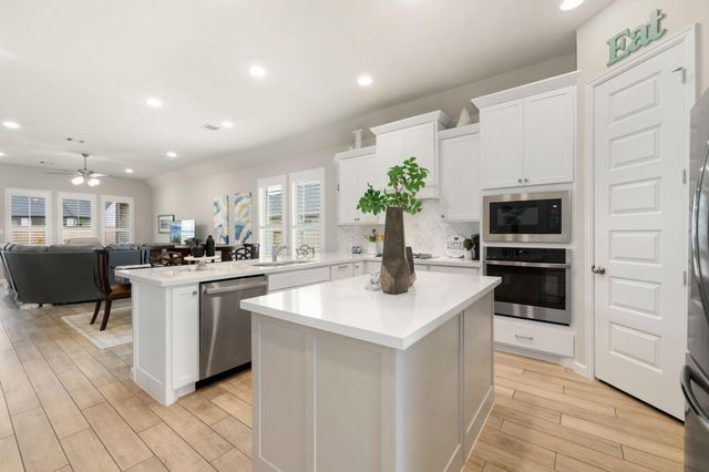 5043 Country Meadows Trail, Iowa Colony, TX 77583