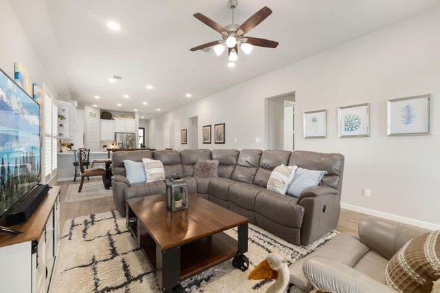 5043 Country Meadows Trail, Iowa Colony, TX 77583
