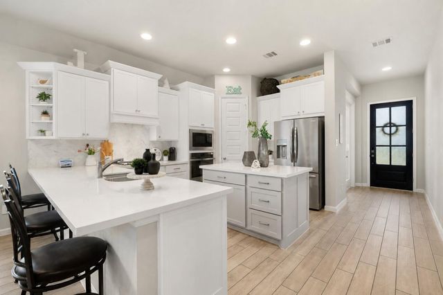5043 Country Meadows Trail, Iowa Colony, TX 77583
