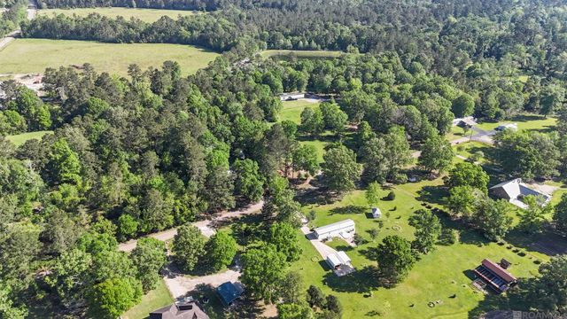 17635 Melancon Rd, Livingston, LA 70754