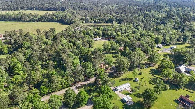 17635 Melancon Rd, Livingston, LA 70754