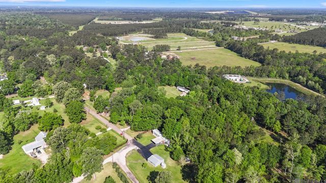 17635 Melancon Rd, Livingston, LA 70754