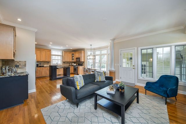 219 N Huffman Street, Naperville, IL 60540
