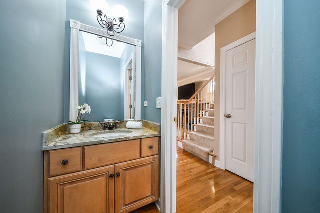 219 N Huffman Street, Naperville, IL 60540