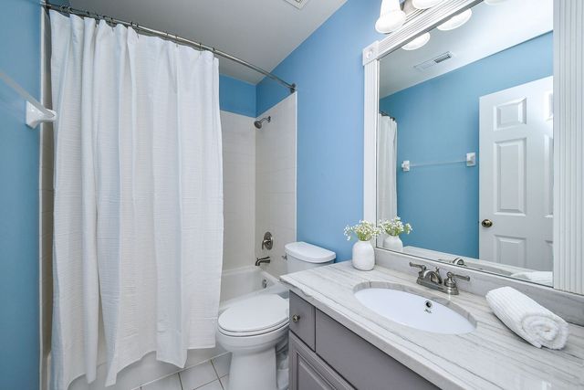 219 N Huffman Street, Naperville, IL 60540