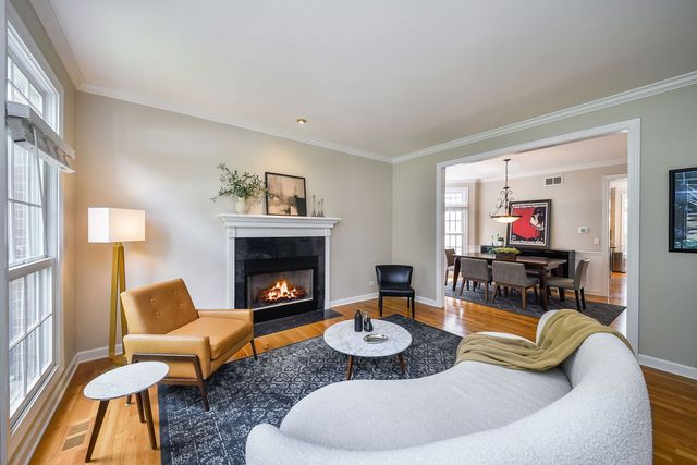 219 N Huffman Street, Naperville, IL 60540