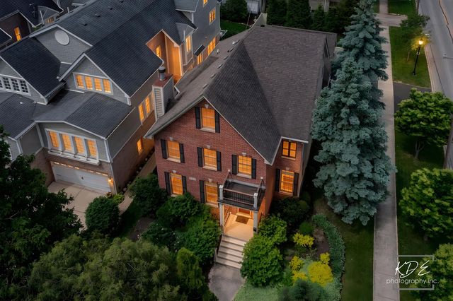219 N Huffman Street, Naperville, IL 60540