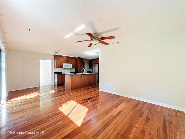 640 Casa Grande Drive, Melbourne, FL 32940