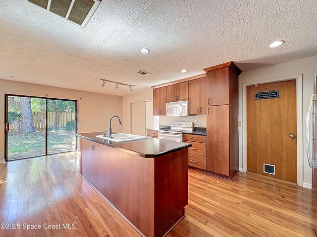 640 Casa Grande Drive, Melbourne, FL 32940