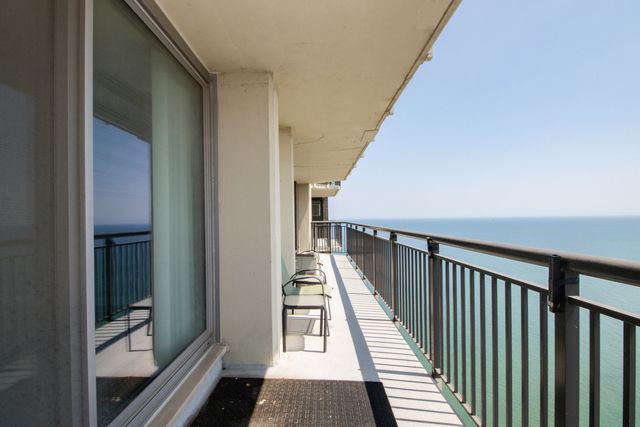 6007 N SHERIDAN Road 32C, Chicago, IL 60660