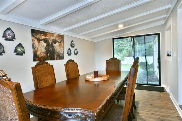 837 Pinecrest Road, Girard, OH 44420