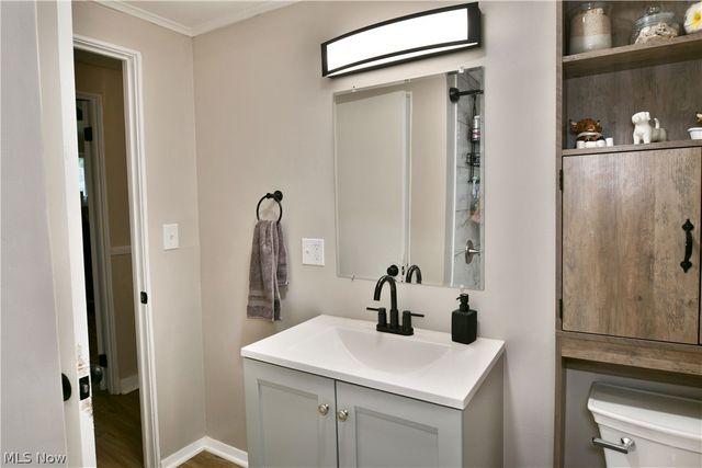 837 Pinecrest Road, Girard, OH 44420