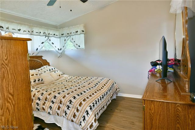 837 Pinecrest Road, Girard, OH 44420