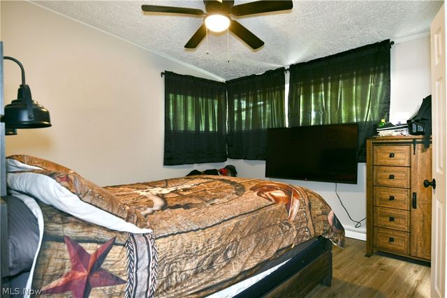 837 Pinecrest Road, Girard, OH 44420